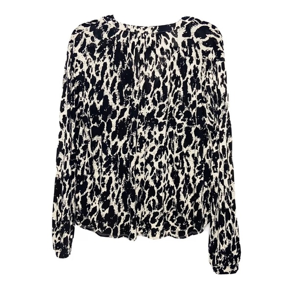 Urban Outfitters Animal Print Long Sleeve Oversized Blouse Size Large - Picture 2 of 7